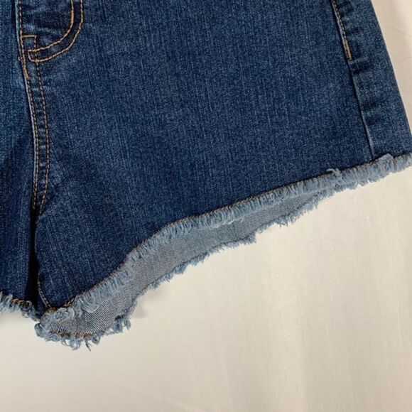 Refuge Blue Denim Mini Shorts - Picture 4 of 6